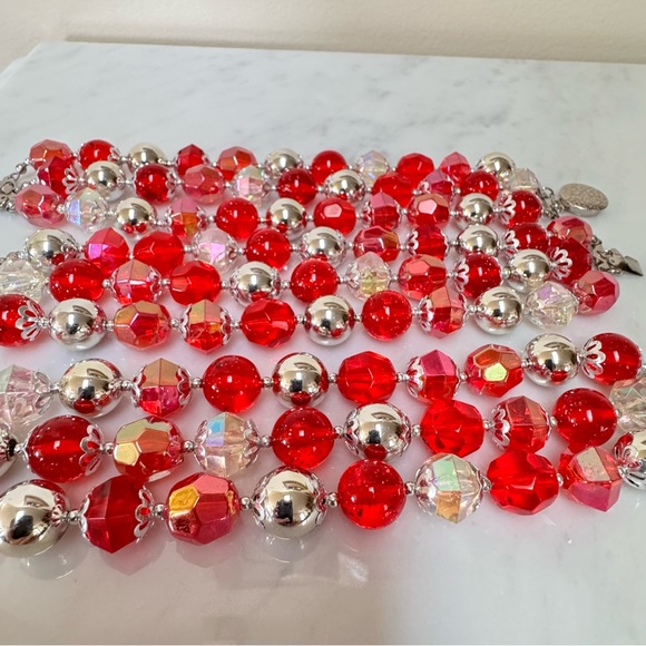 Vintage 3-Strand Bracelet Red Silver Round & Faceted Bead Round Button 8.75"L - Picture 9 of 11